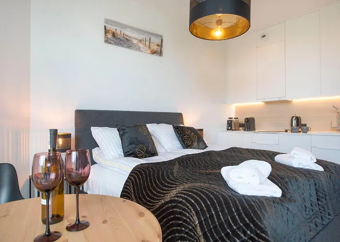 A Comfortable Near The Sea For 3 People, *